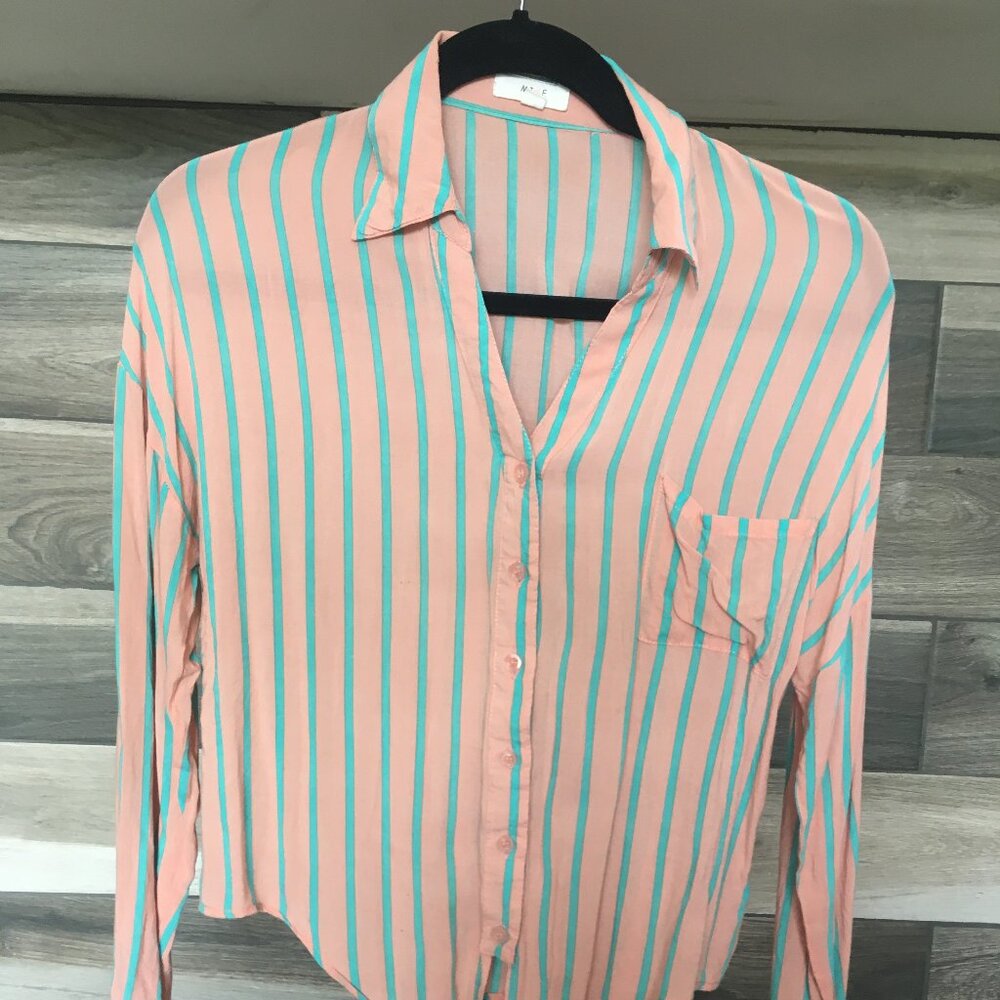 Cropped striped button up